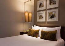 Гостиницы и Минска