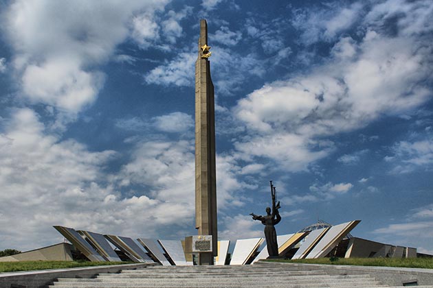 Минск - город герой
