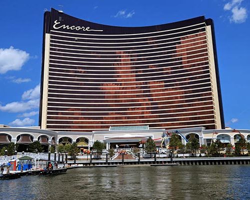 Wynn Resorts “наймет” роботов-барменов в своем казино